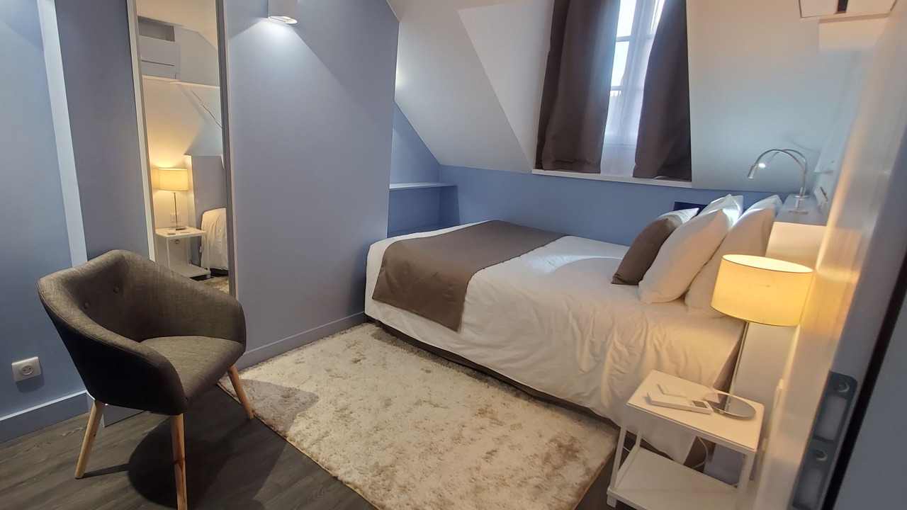 Photo of Bedroom in Troyes