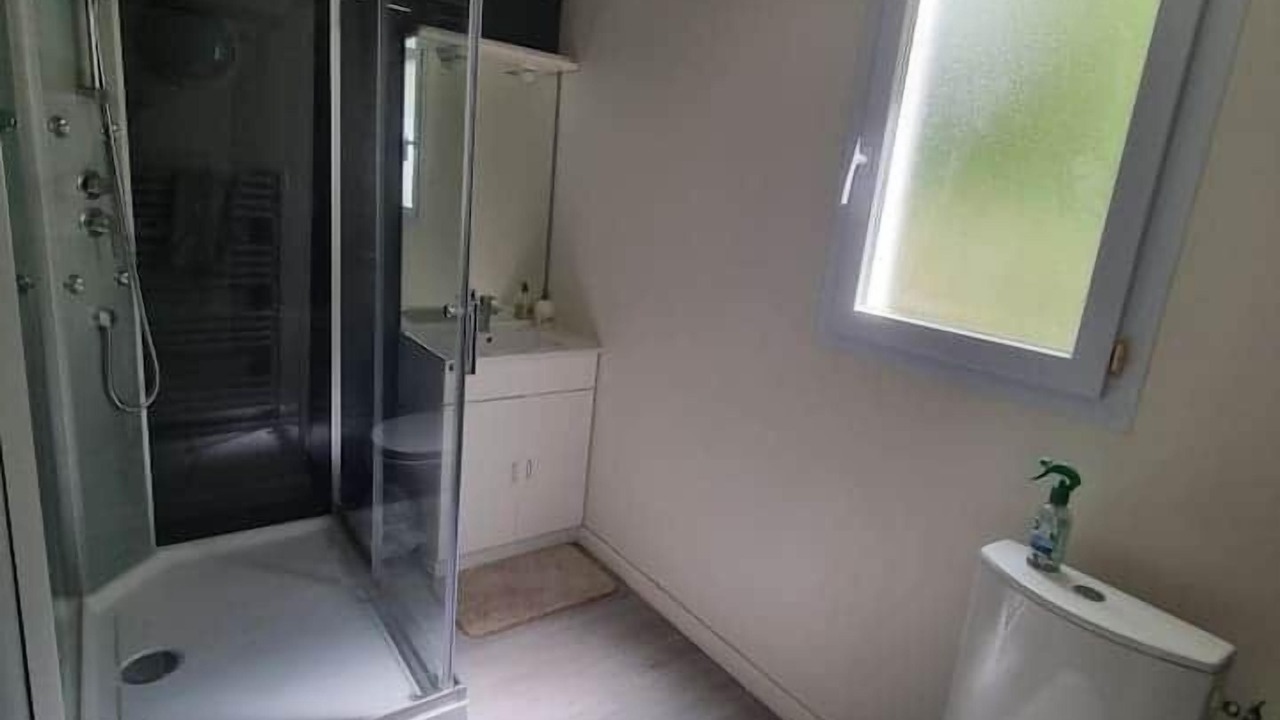 Photo of Bathroom in Saumur