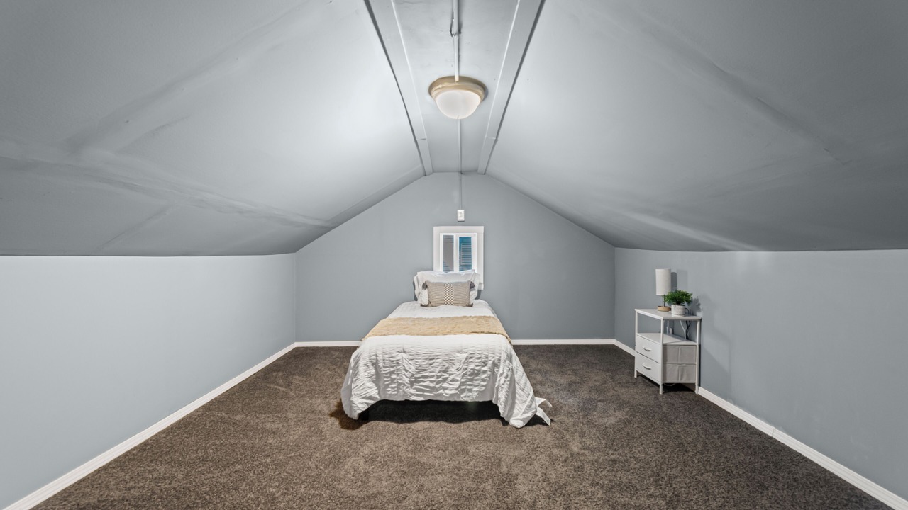 Photo of Bedroom in Oak Park