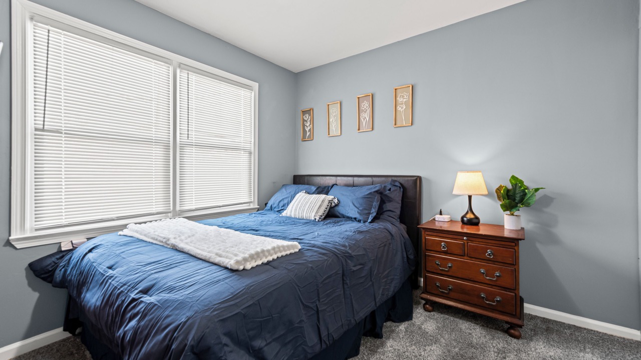 Photo of Bedroom in Oak Park