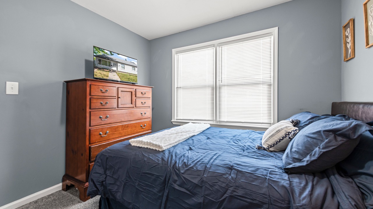 Photo of Bedroom in Oak Park