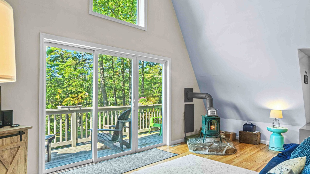Photo of Livingroom in Northville