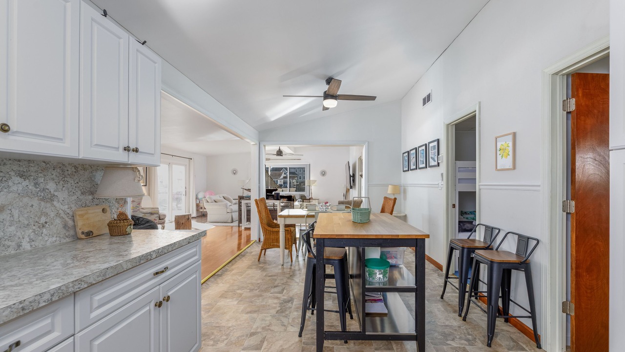 Photo of Others in Mystic Island