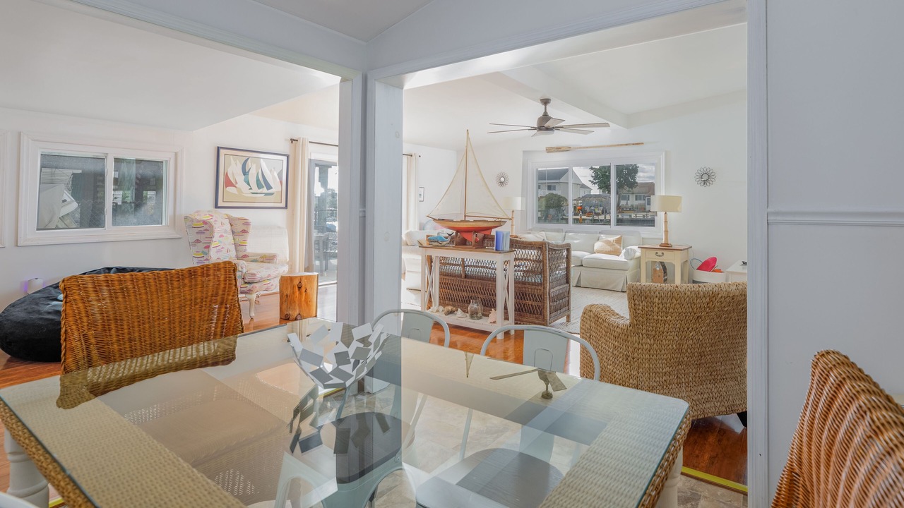 Photo of Others in Mystic Island