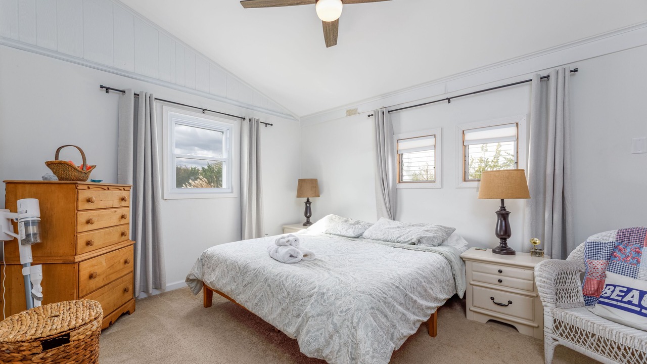 Photo of Bedroom in Mystic Island