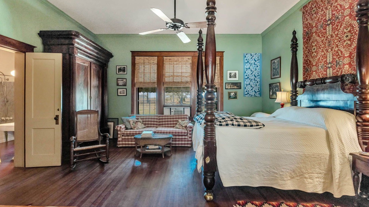 Photo of Bedroom in Jeanerette