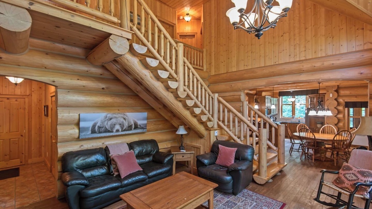 Photo of Livingroom in Fiddler Lake Resort