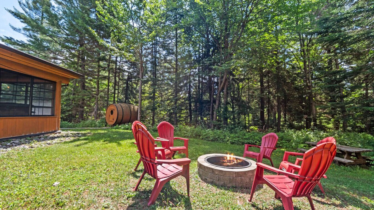Photo of Outdoor in Fiddler Lake Resort