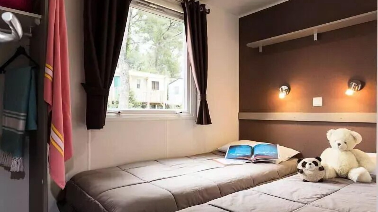 Photo of Bedroom in Lancieux