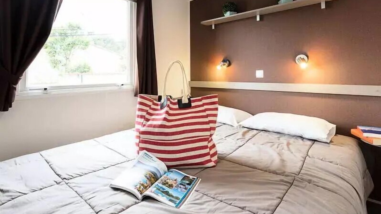 Photo of Bedroom in Lancieux