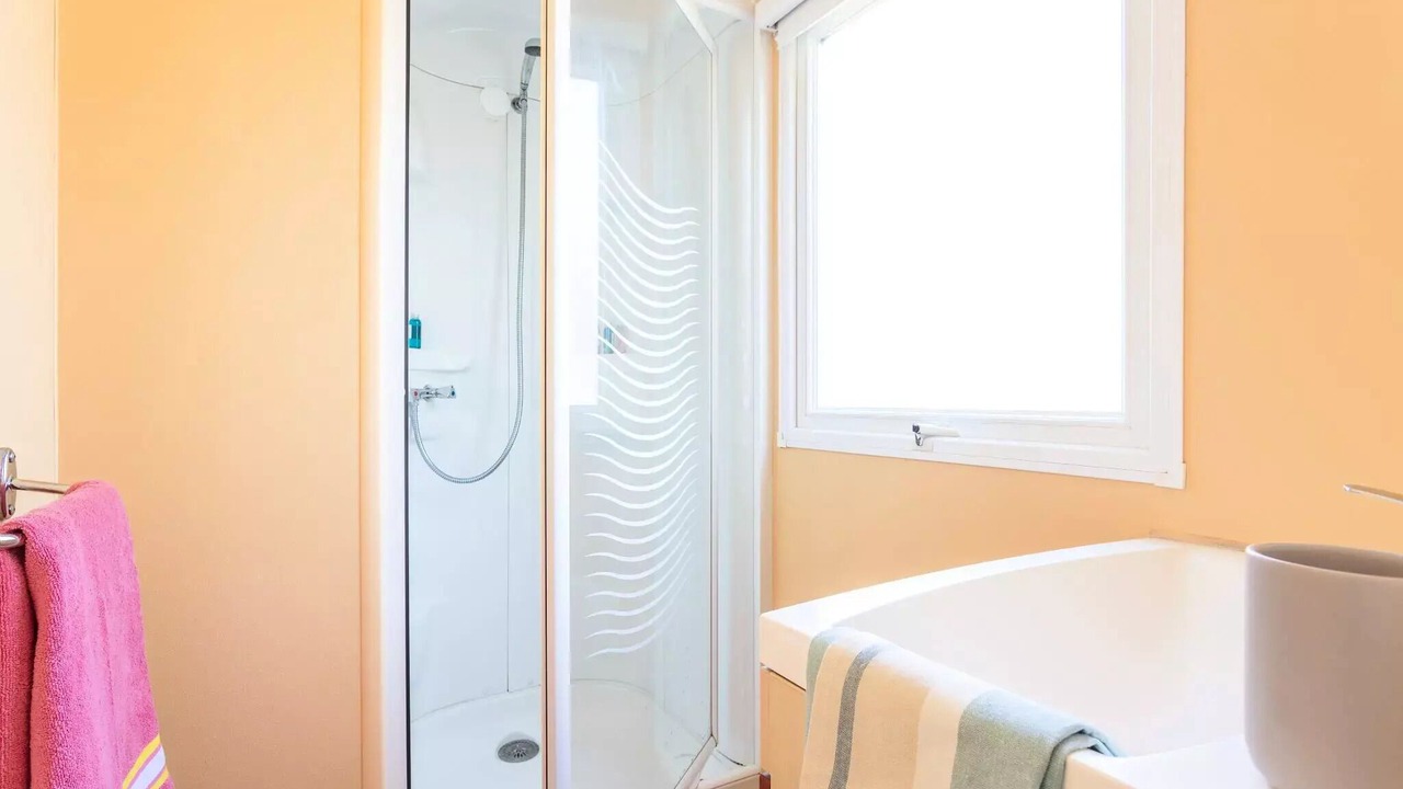 Photo of Bathroom in Vic-sur-Aisne