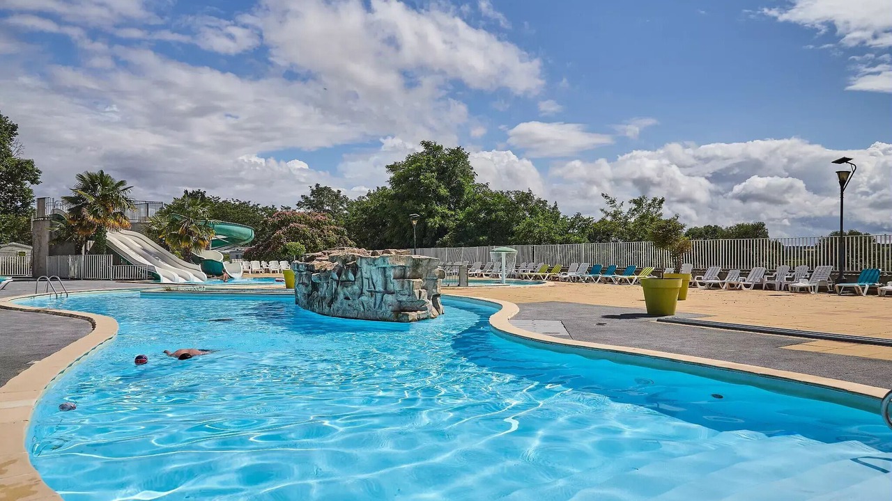 Photo of Outdoor in Trogues