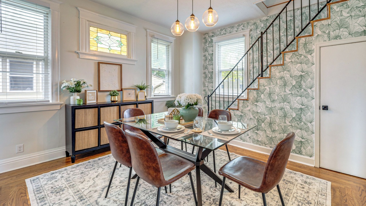 Photo of Bedroom in Oakley