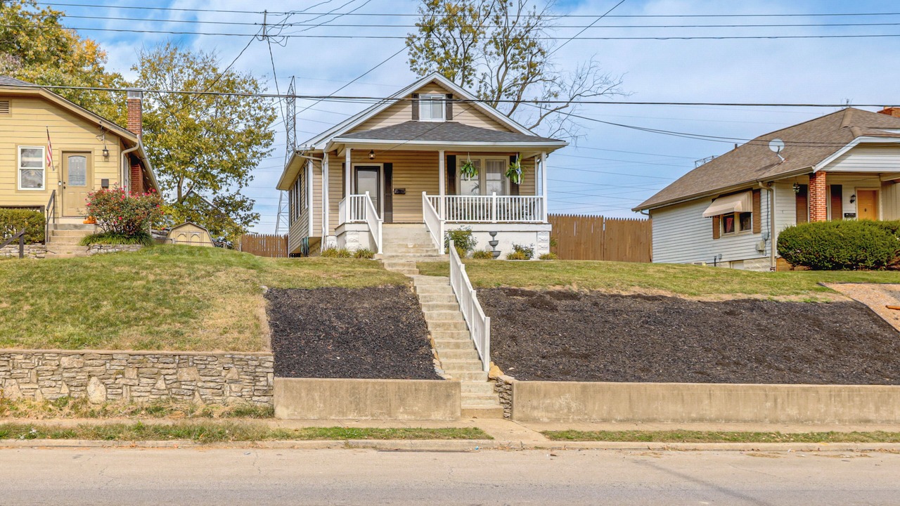 Photo of Outdoor in Oakley