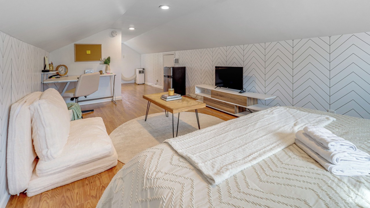 Photo of Bedroom in Oakley