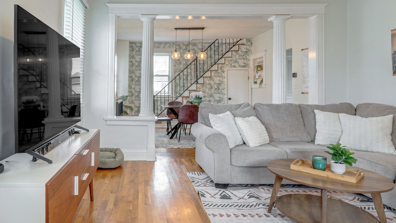 Photo of Livingroom in Oakley