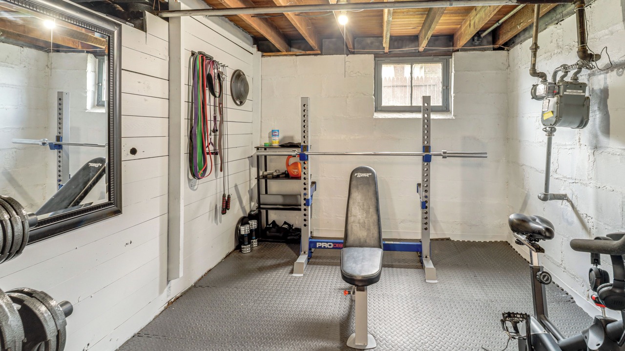 Photo of Others in Oakley