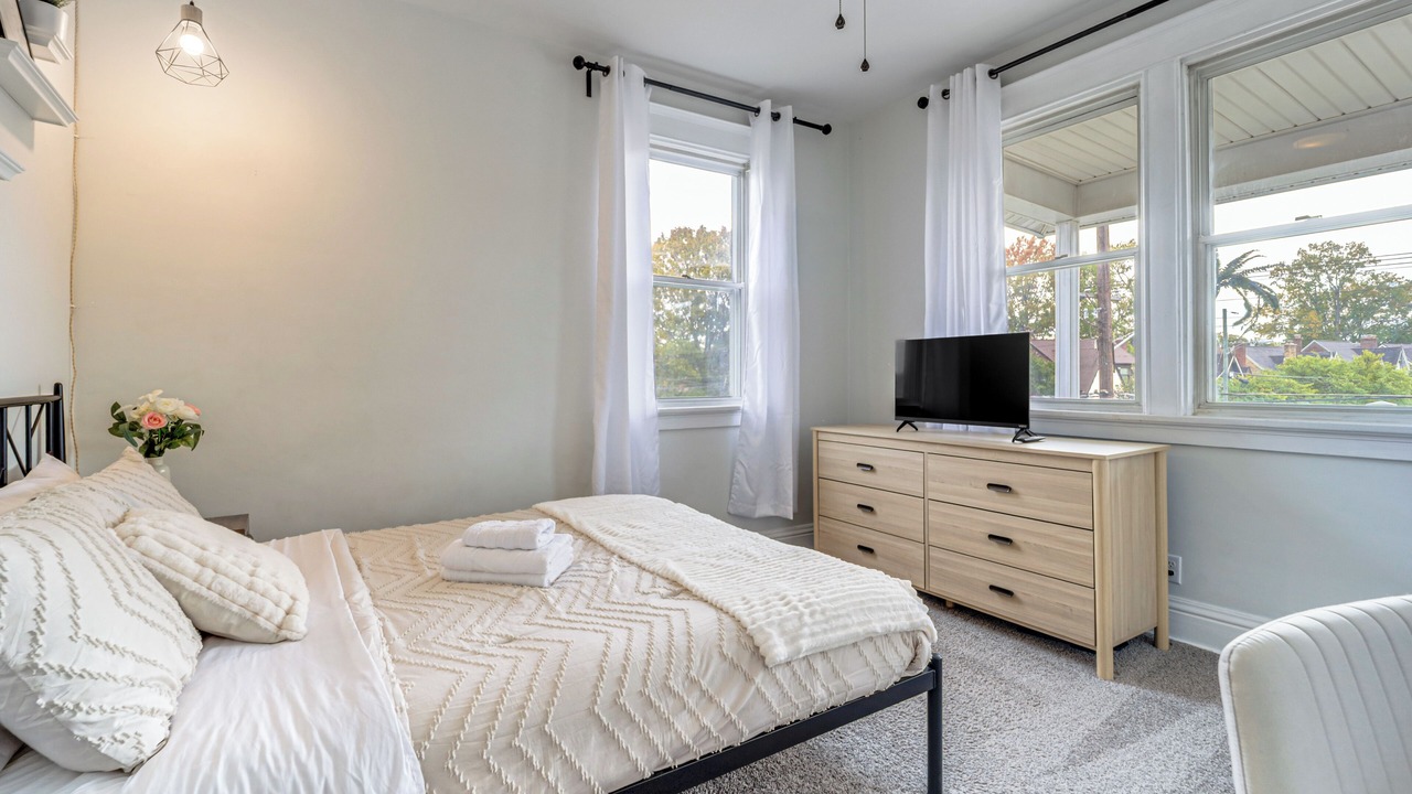 Photo of Bedroom in Oakley