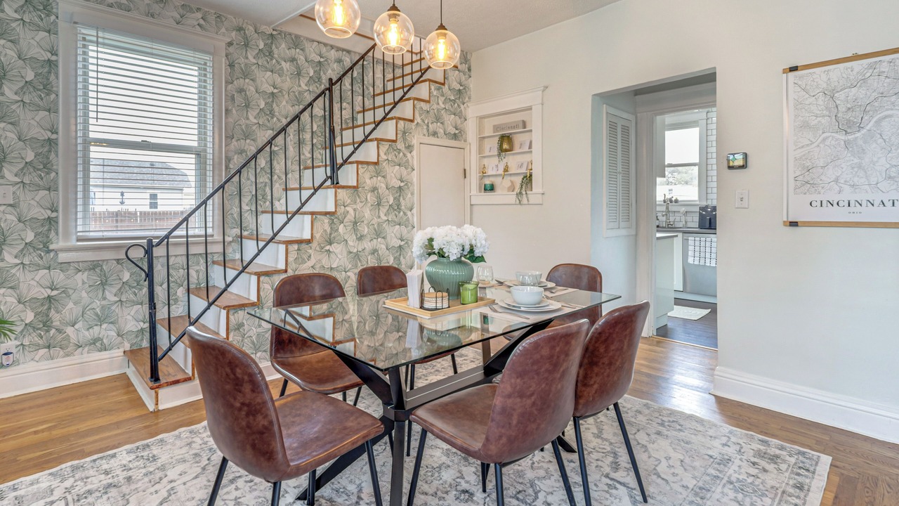 Photo of Others in Oakley