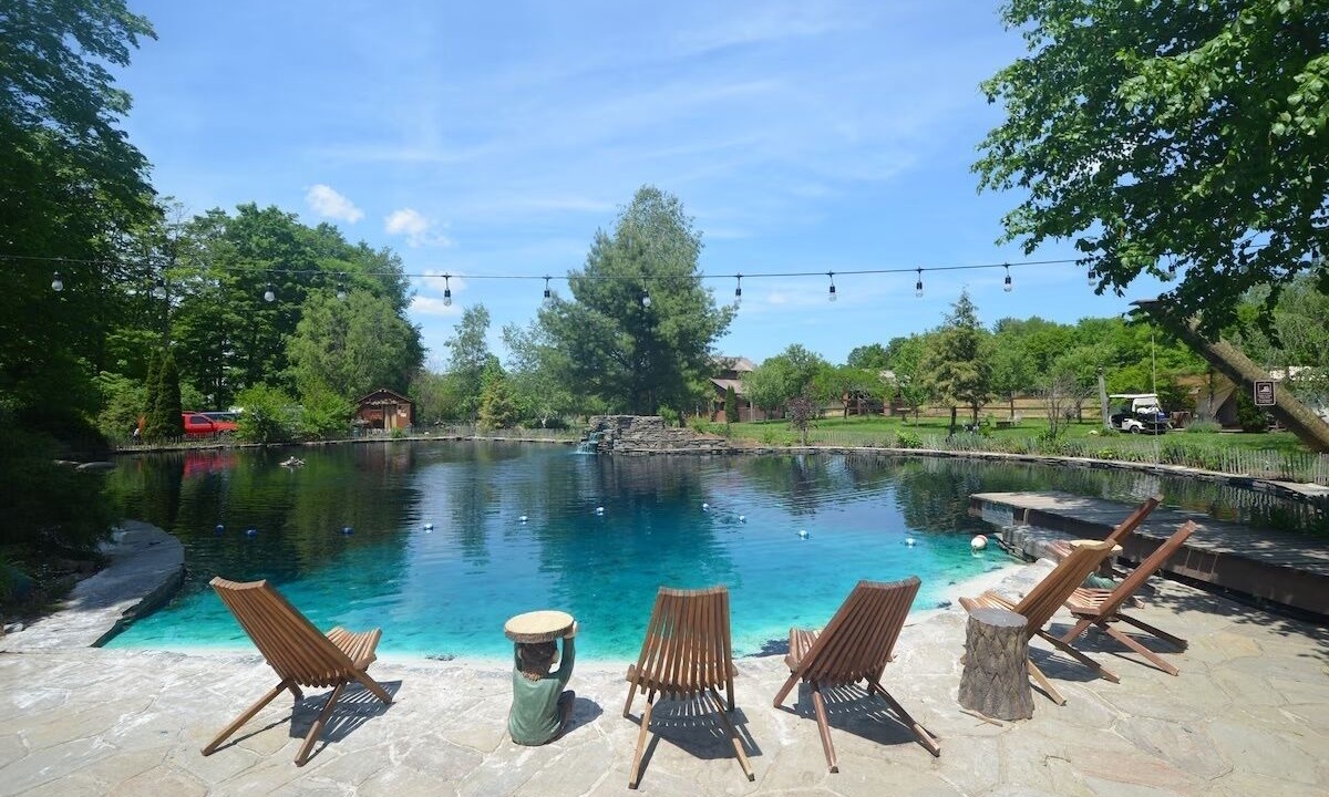 Photo of Outdoor in Caroline