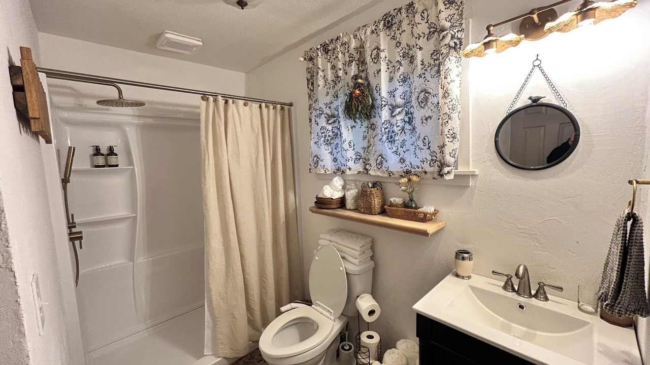 Photo of Bathroom in Caroline