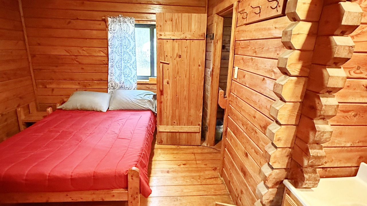 Photo of Bedroom in Jones Mills