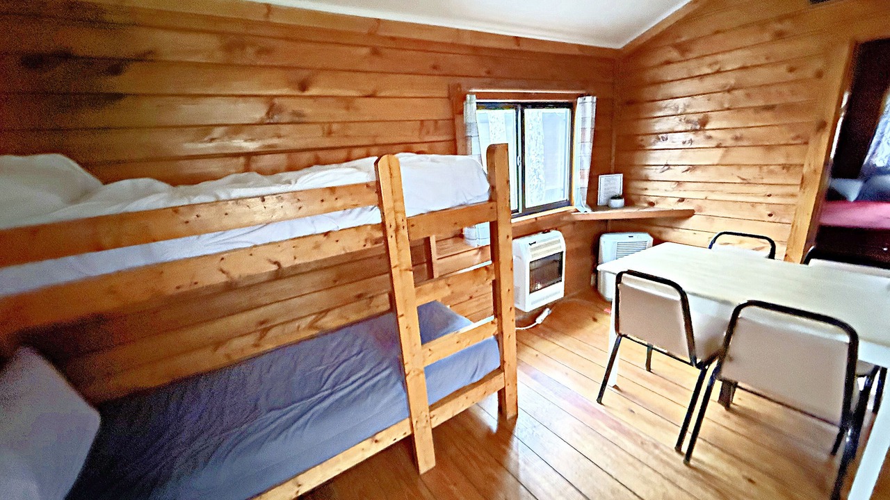 Photo of Livingroom in Jones Mills