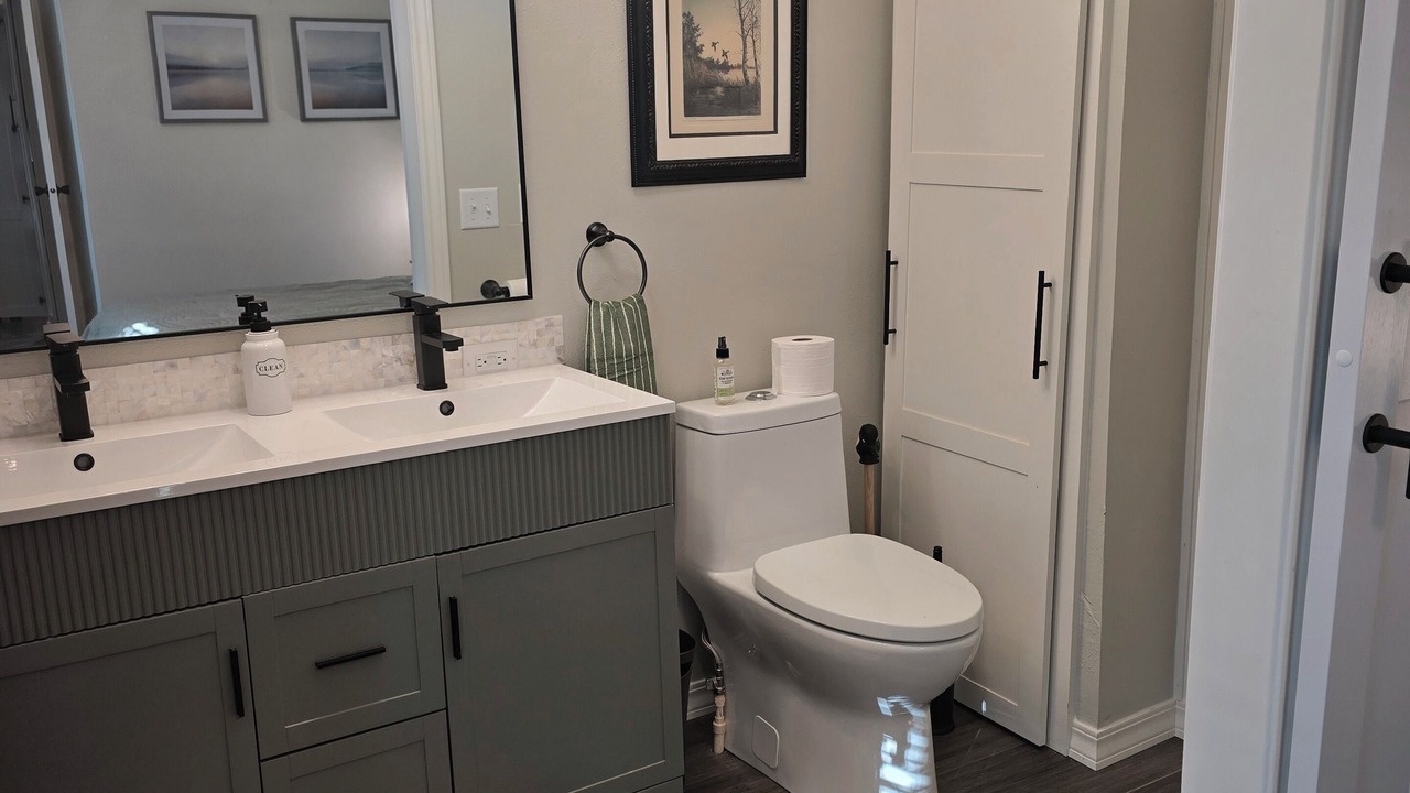 Photo of Bathroom in Knox County