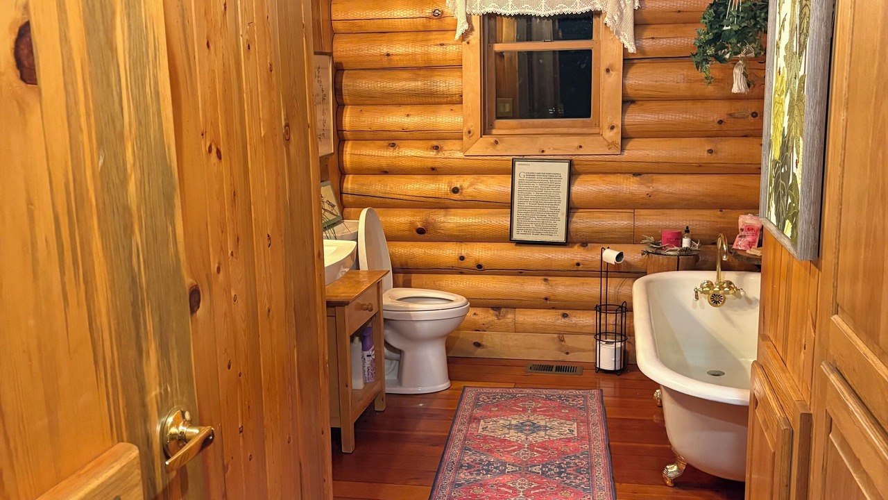 Photo of Bathroom in Molalla