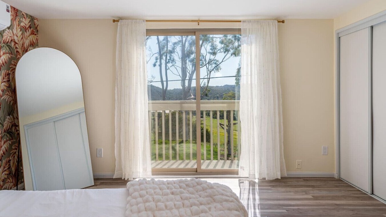 Photo of Bedroom in Valley Center