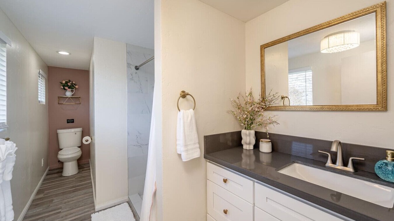 Photo of Bathroom in Valley Center