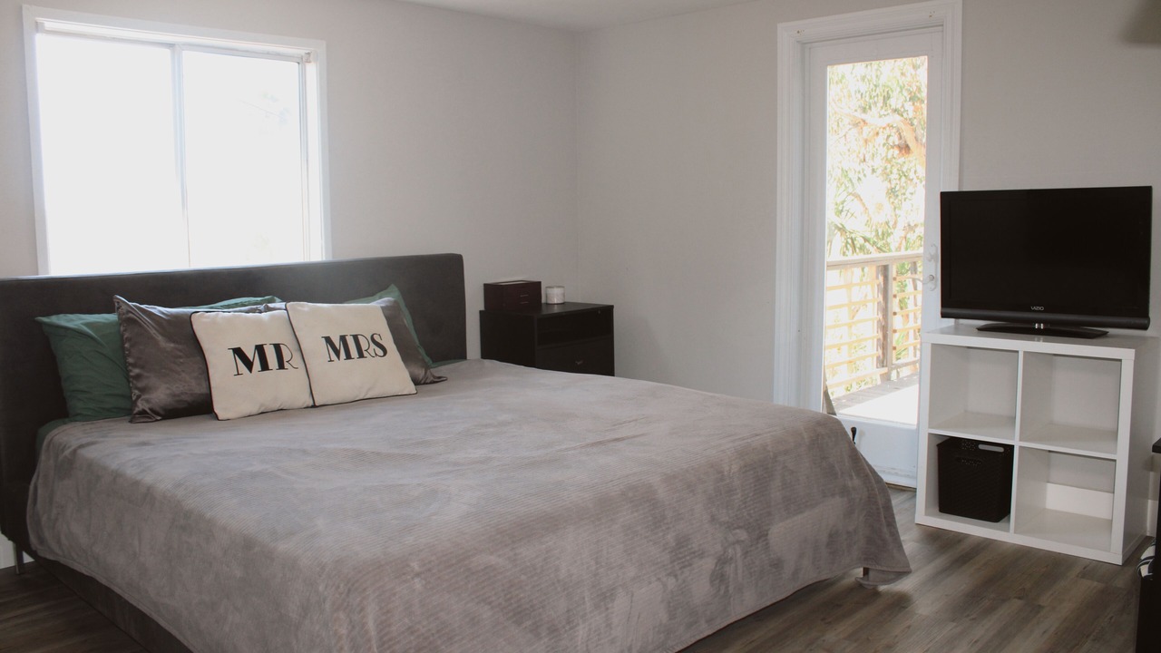 Photo of Bedroom in Valley Center