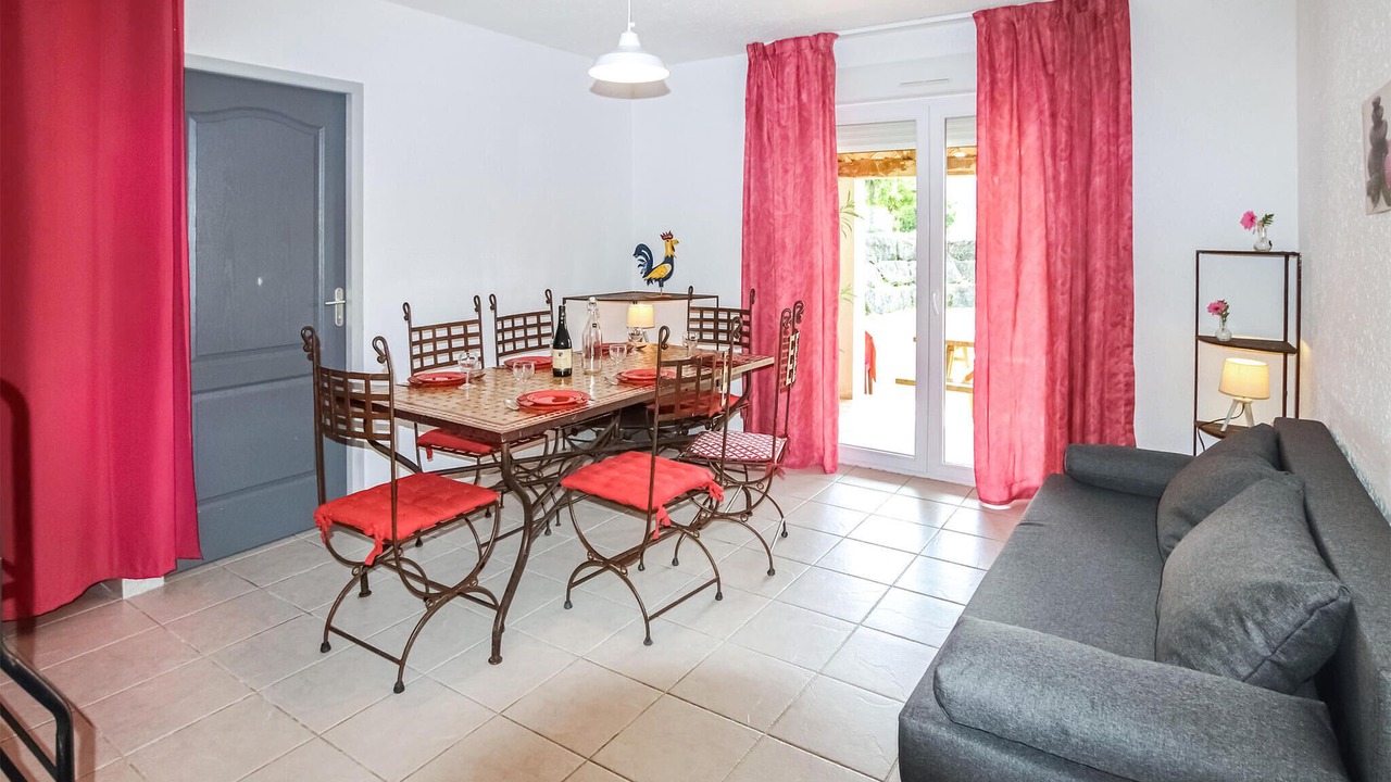 Photo of Bedroom in Grospierres