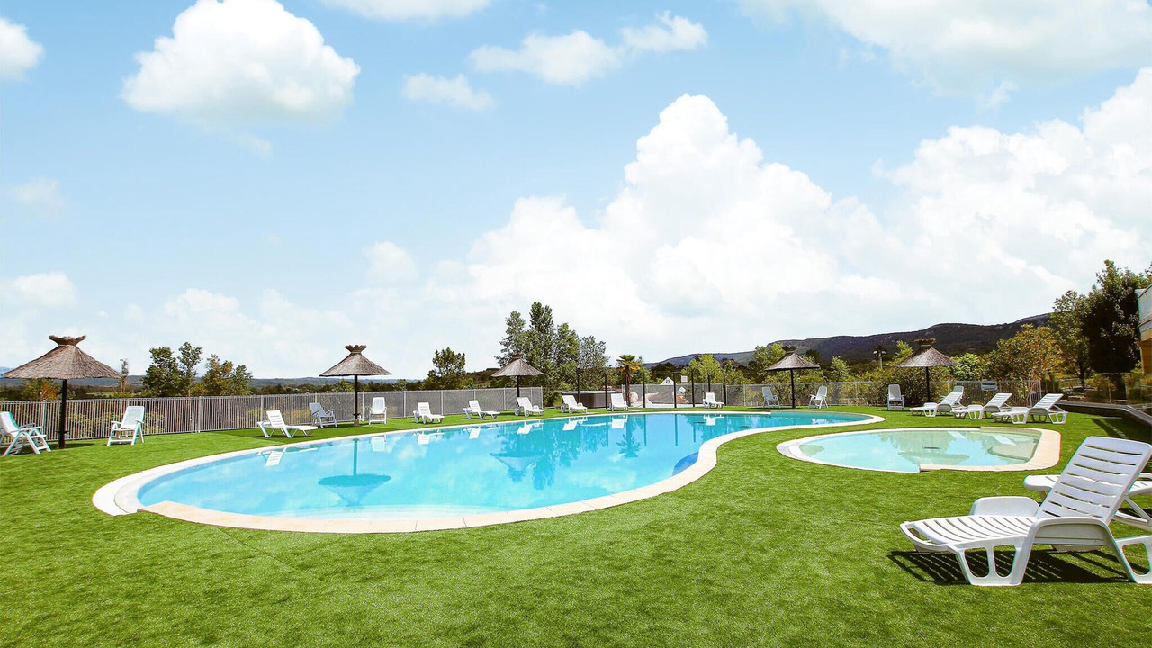 Photo of Outdoor in Grospierres