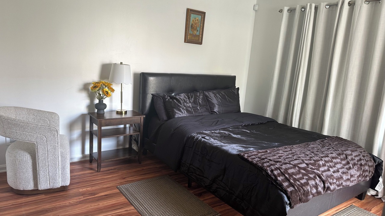 Photo of Bedroom in Scaggsville