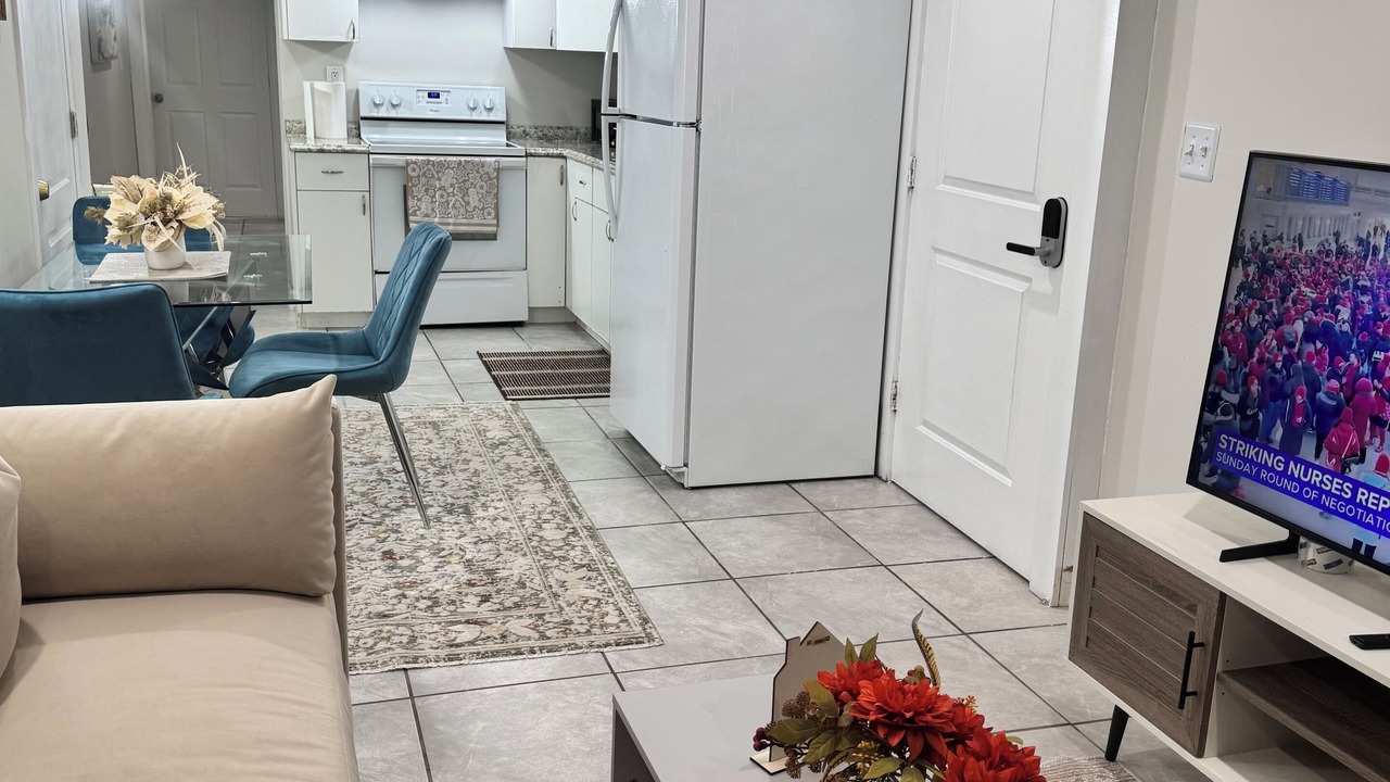 Photo of Livingroom in Hempstead