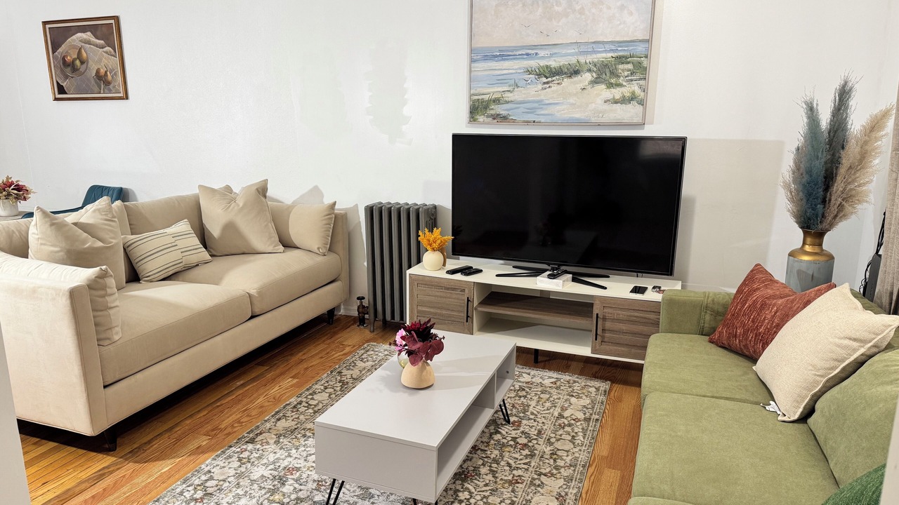 Photo of Livingroom in Hempstead