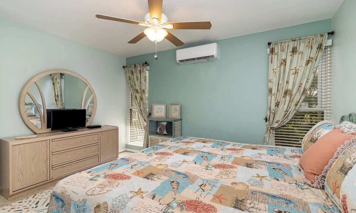 Photo of Bedroom in Cocoa Beach