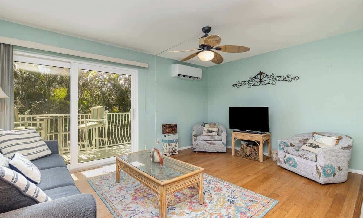 Photo of Livingroom in Cocoa Beach