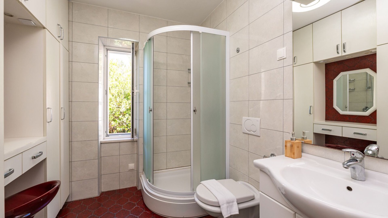 Photo of Bathroom in Lozica