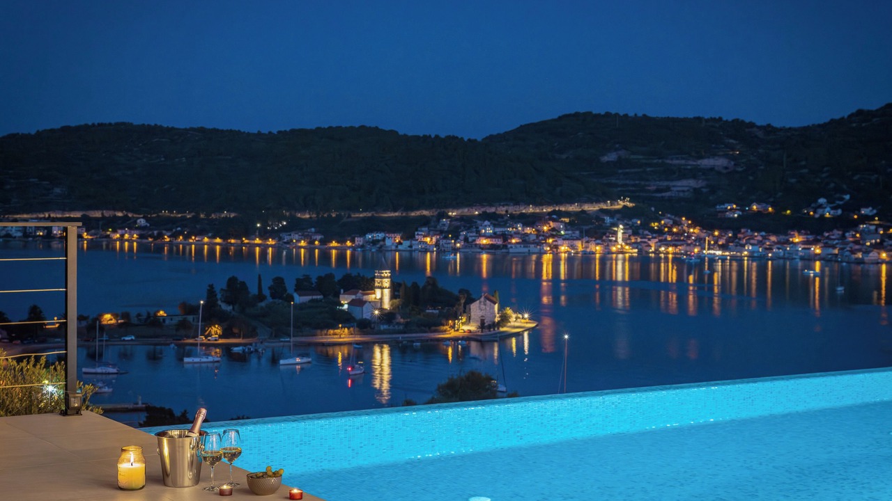 Photo of Outdoor in Cove Rogacic