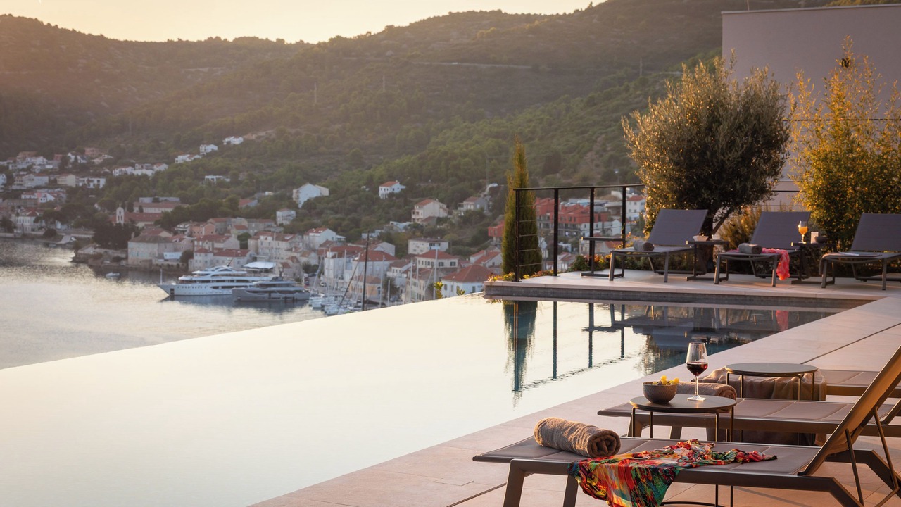Photo of Outdoor in Cove Rogacic
