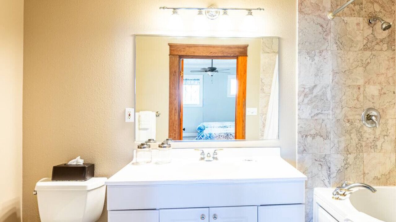 Photo of Bathroom in Eastland