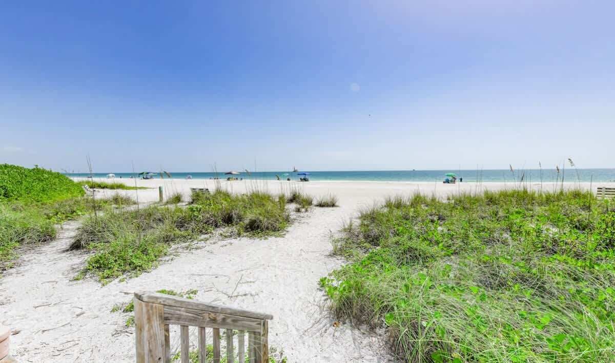 Photo of Others in Holmes Beach