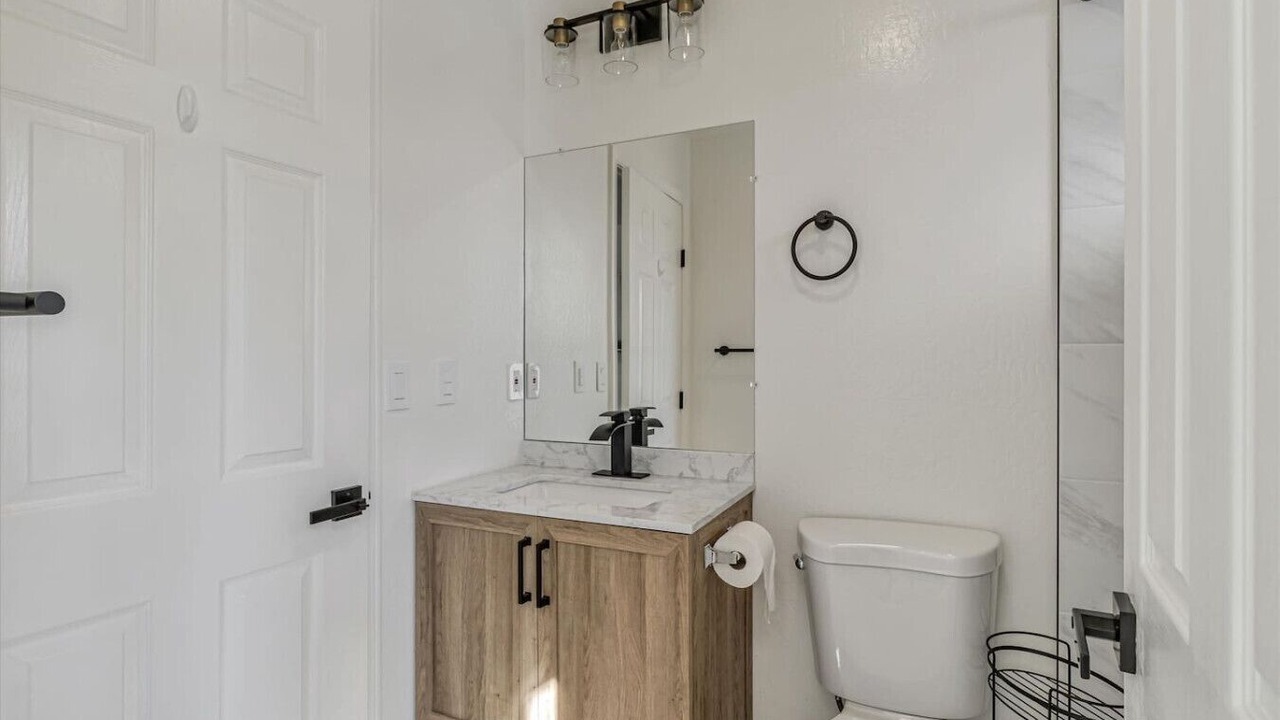 Photo of Bathroom in Heritage District