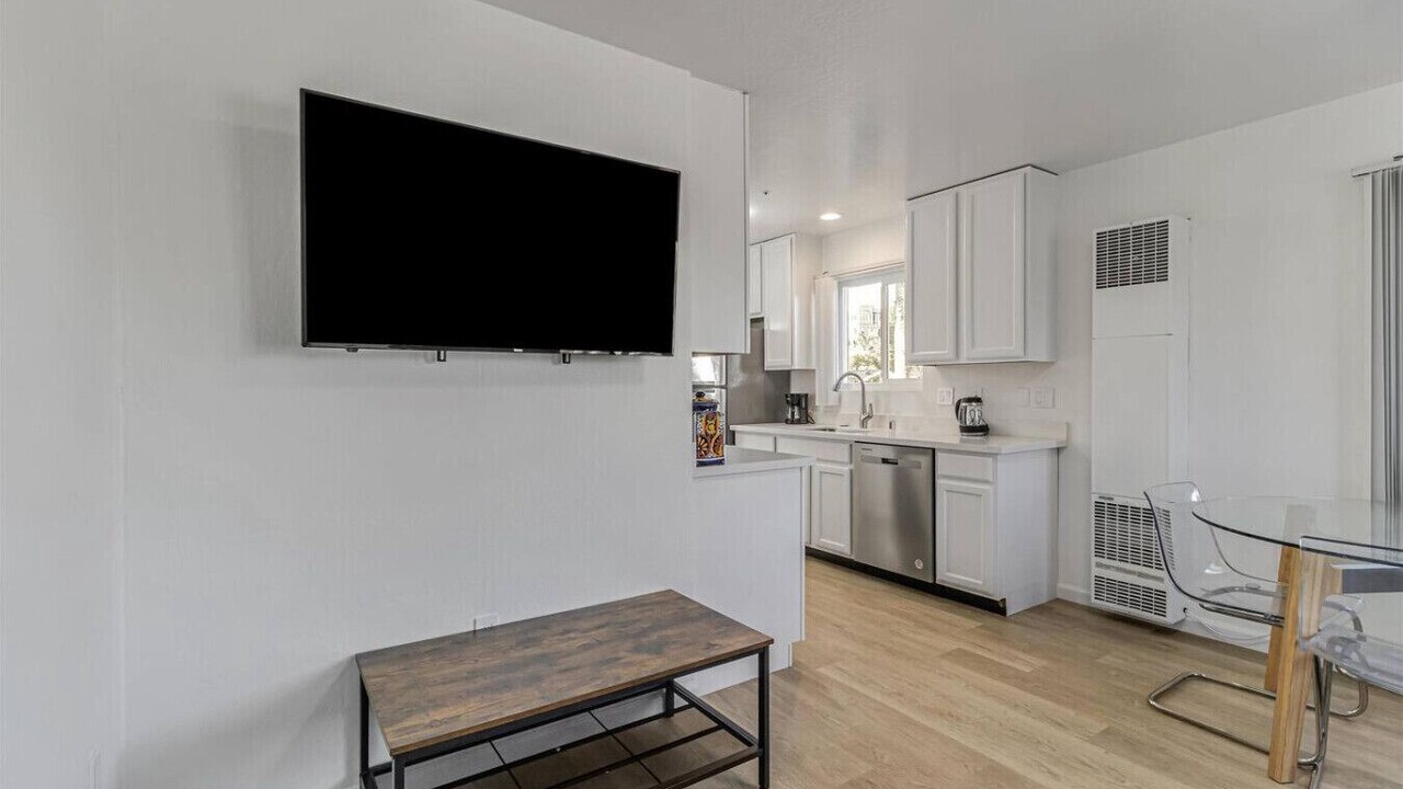 Photo of Kitchen in Heritage District