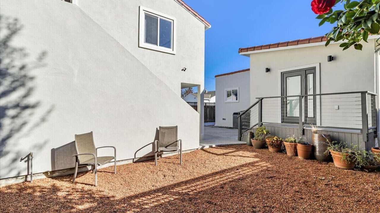 Photo of Patio Balcony in Heritage District