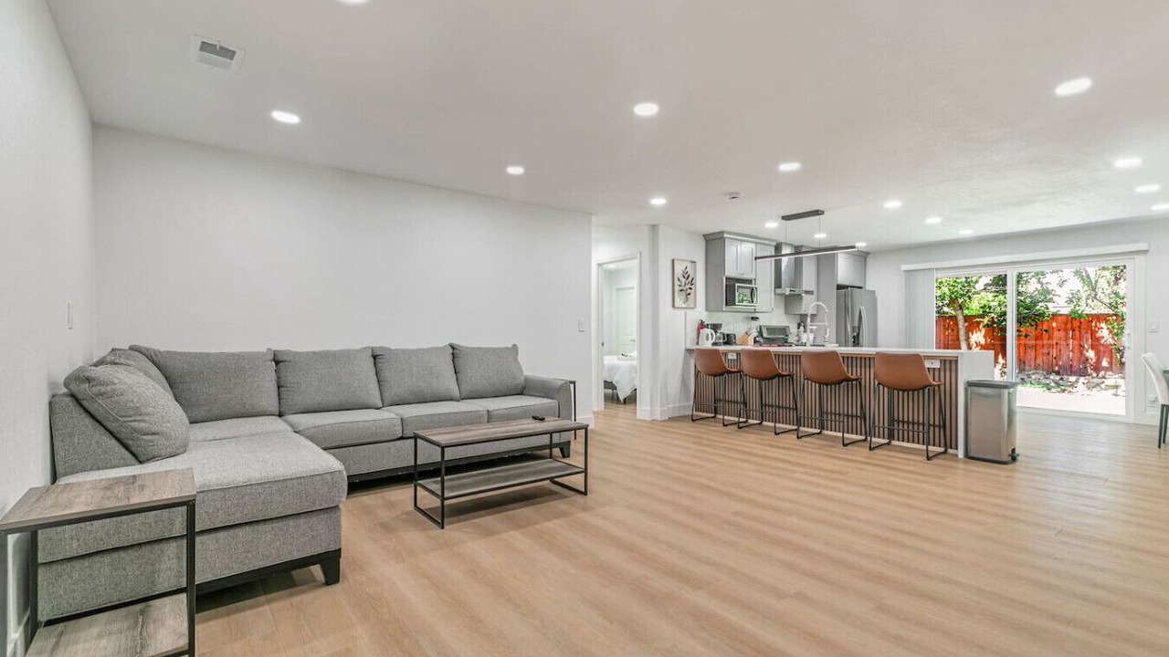 Photo of Livingroom in East San Jose