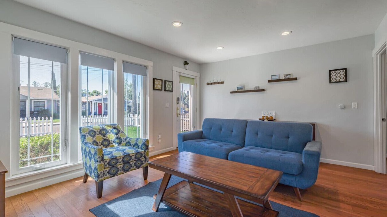 Photo of Livingroom in Downtown San Jose