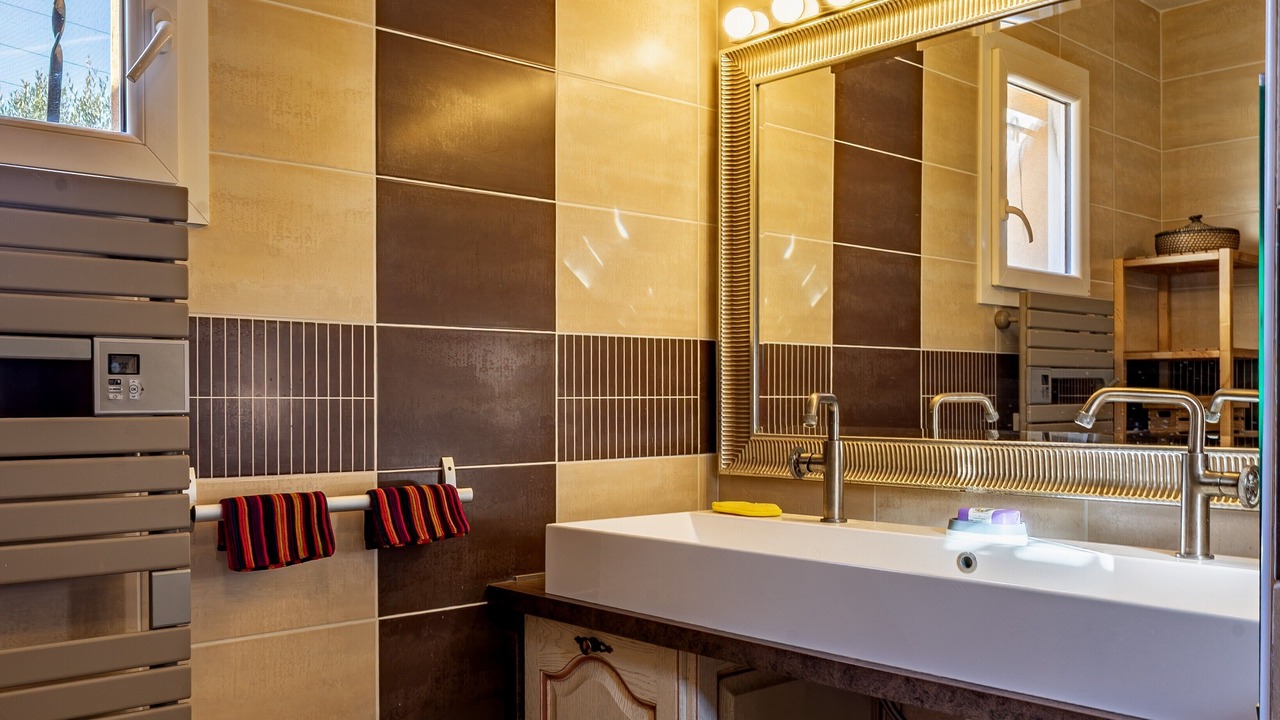 Photo of Bathroom in Couiza